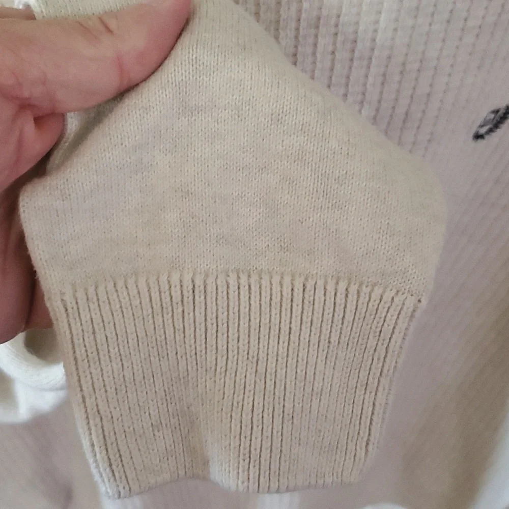 CHAPS sweater - Picture 3 of 9